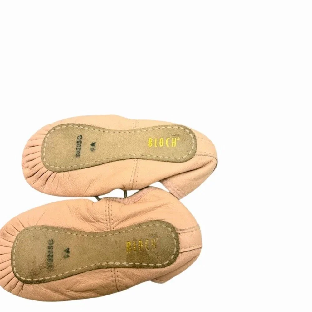 Bloch Kids Ballet Slippers in Peach